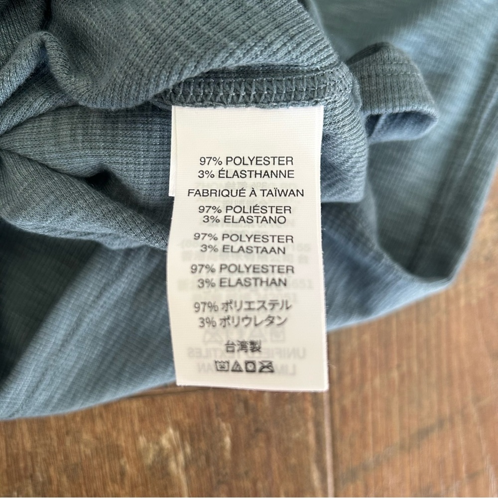 Vuori Sun Rise Crop Tank Top Medium - Picture 7 of 8